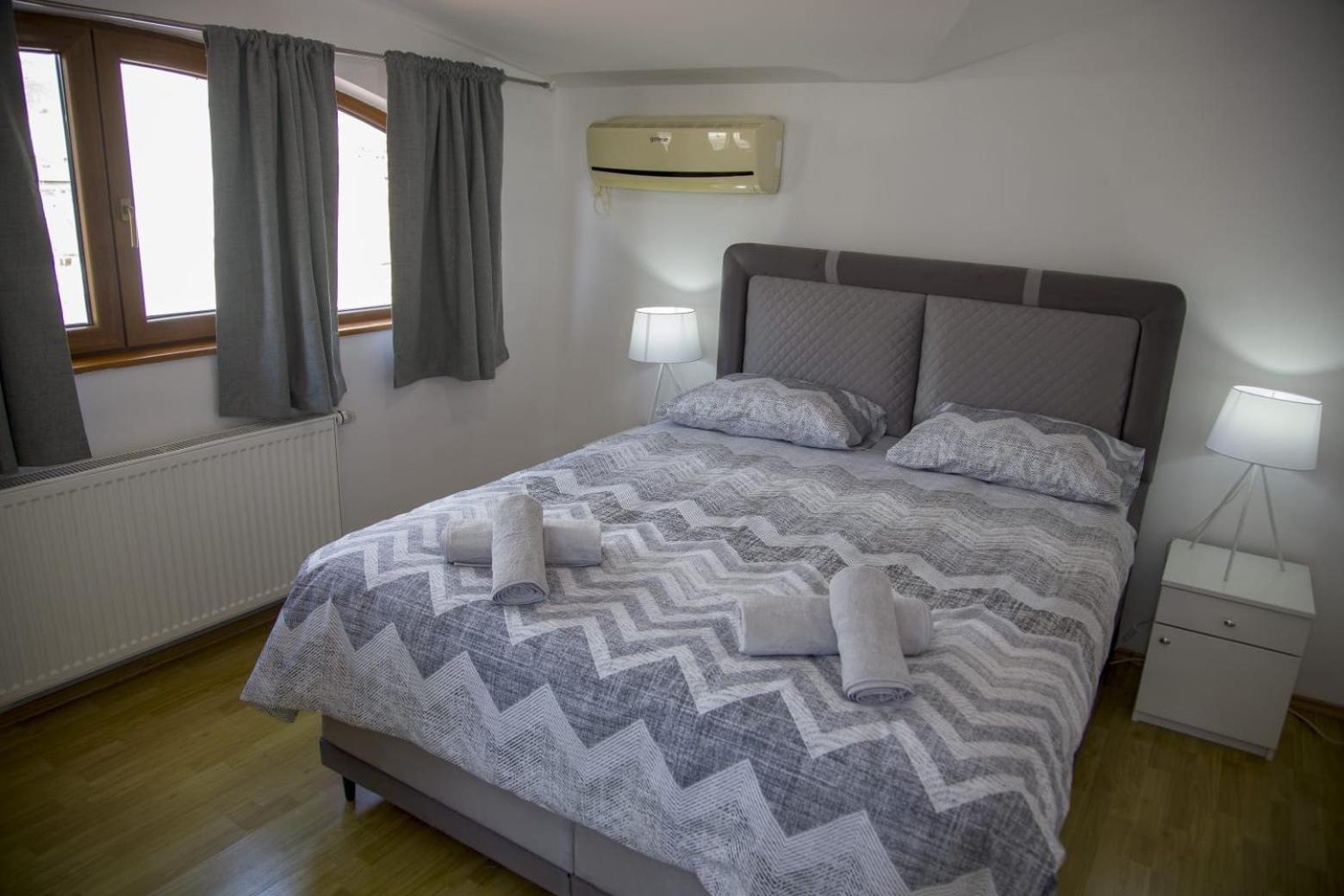 Apartmani Kamelia Mostar Buitenkant foto